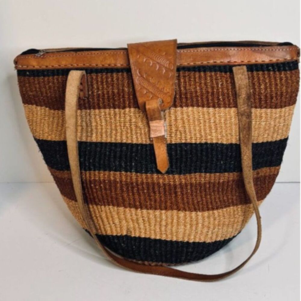 Vintage Woven Straw Leather Handmade Shoulder Bag Striped Boho Crossbody
